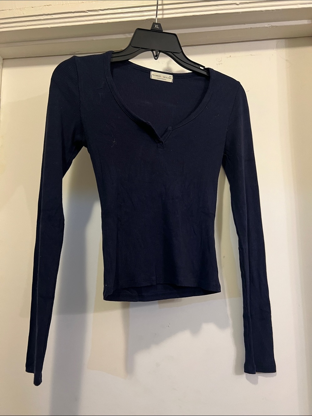 Aritzia Long-Sleeve Ribbed Top — Deep Navy